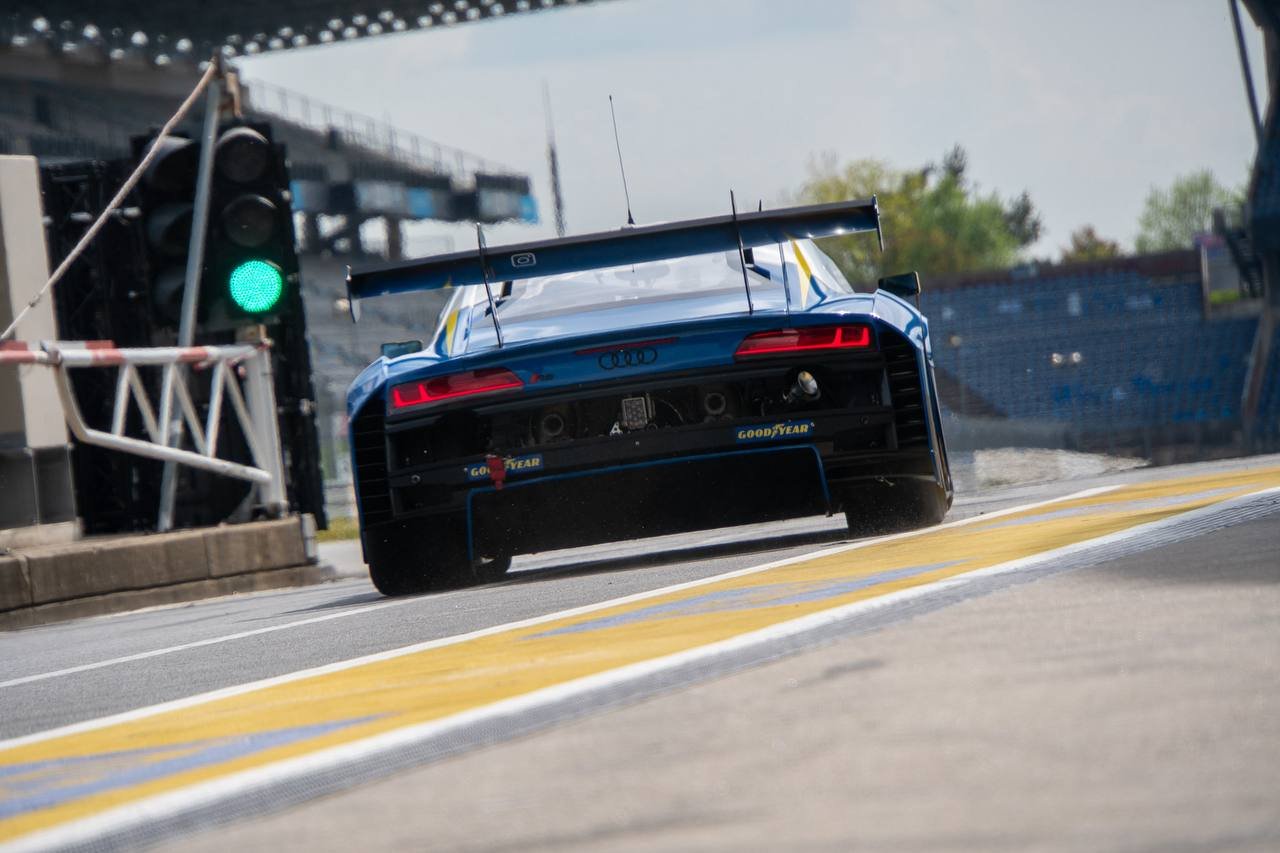 Audi R8 LMS GT3 leaving the pit lane